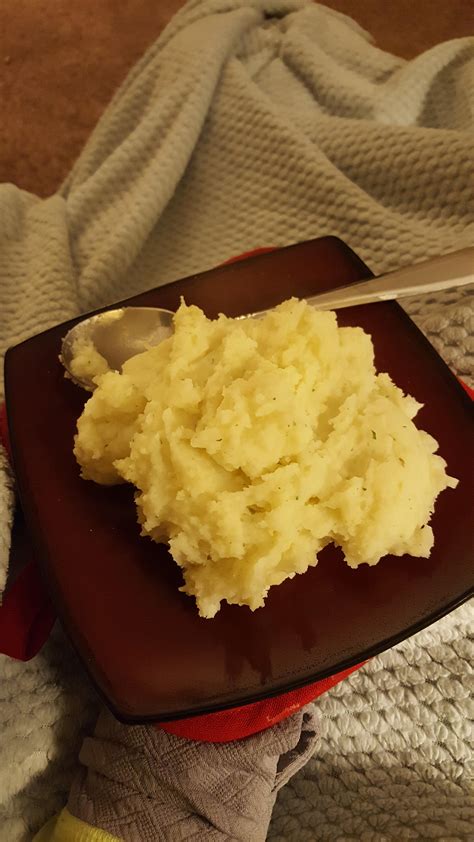 350 Calories For A Huge Heap Of Creamy Mashed Potatoes Idahoan Butter