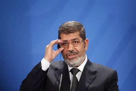 egypt s ousted president mohammed morsi collapses and dies in court daily record
