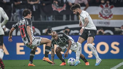 Corinthians Vence O Atl Tico Mg Por A E Avan A Na Copa Do Brasil