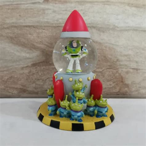 Disney Pixar Toy Story Buzz Lightyear Greenman Alien Figure Mini Snow