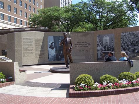 General Worth Square Welcome To The City Of Fort Worth