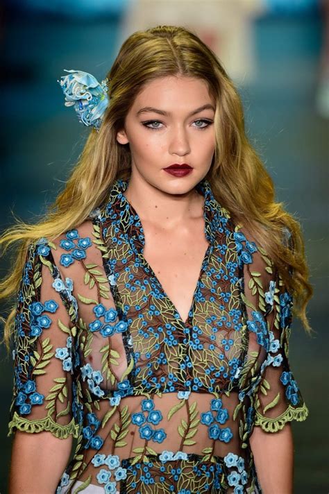 Gigi Hadid Seethru Showing Off Her Boobs On Runway Porn Pictures Xxx Photos Sex Images