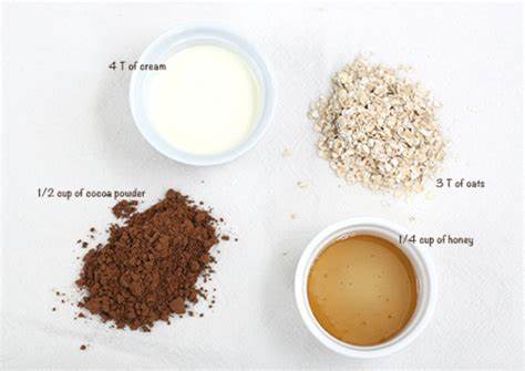 Delectable yogurt cocoa facial covering to mellow and saturate your skin