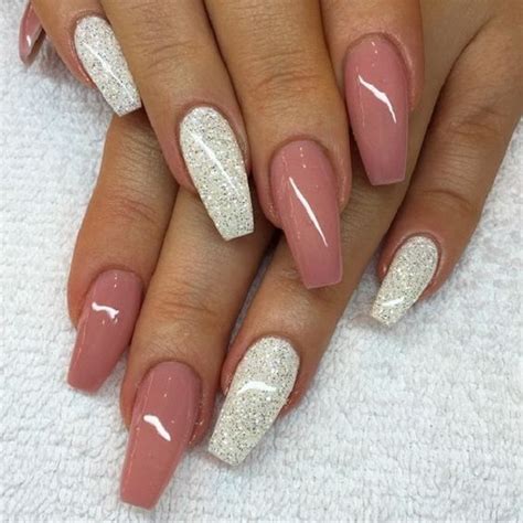 35 Pretty And Simple Nail Designs For Girls On The Go Part 12