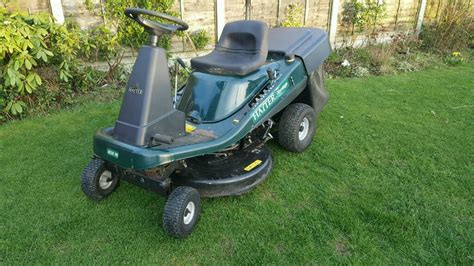 Hayter M1030 Hydrostatic 30 Ride On Mower With Collector In