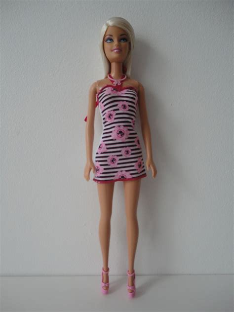 Barbie Basic Entry Chic Doll Bd2012 Asstt7439 X9580 Barbie