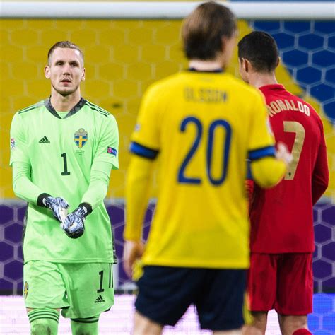 You're free to use this song in any of your videos, but you must include the following in. Robin Olsen avslöjar nu Cristiano Ronaldos kaxiga ord ...