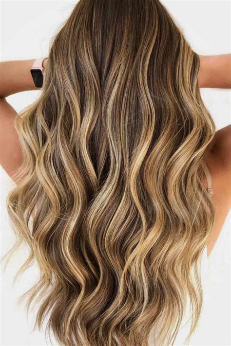 Gentle And Rich Honey Blonde Hair Color To Add Some Sweet Shine To Your Locks Artofit