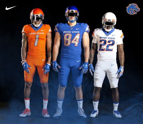 26 New College Football Uniforms Simple Is The 2017 Trend