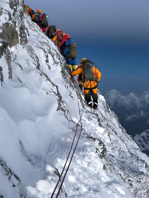A Climber Saw Her Partner Break His Leg On Mount Everest Here Are The