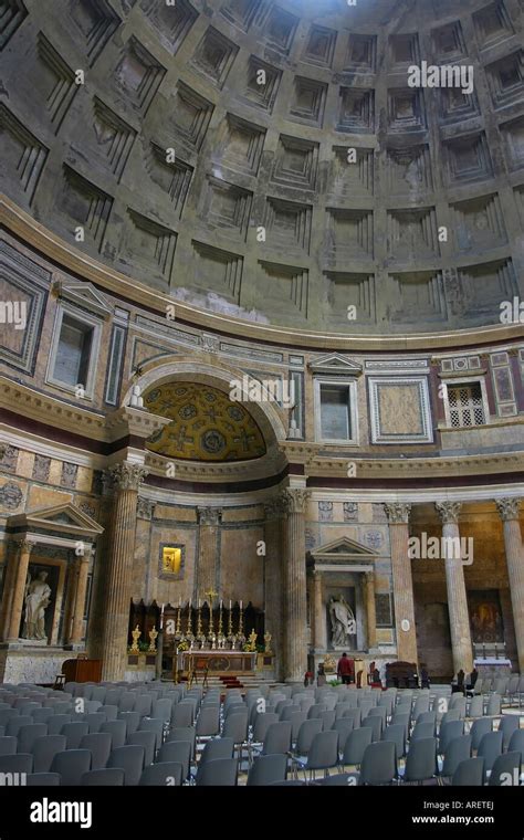 Inside The Pantheon Rome Italy Stock Photo Alamy