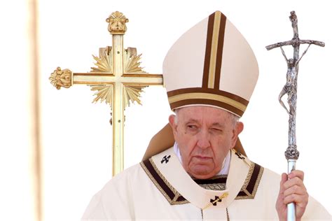 Pope Francis Pleases For Peace In Ukraine Warns Of Nuclear Risk Wired Pr News