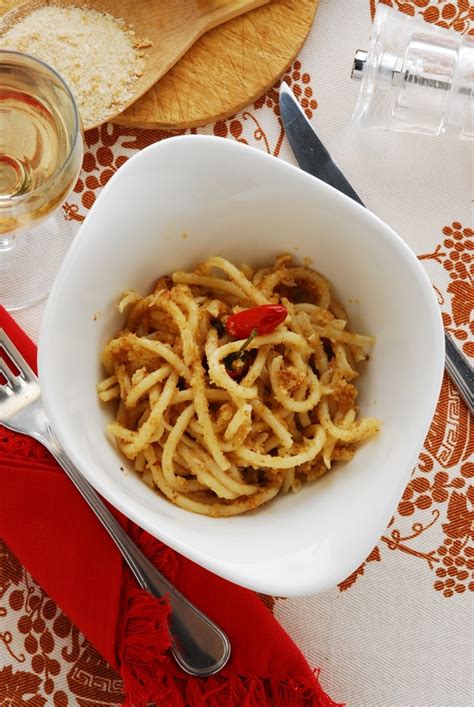 Spaghetti Con Mollica La Ricetta Per Preparare Spaghetti Con Mollica