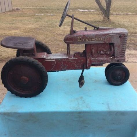 Farmall Pedal Tractor Eska Vintage Pedal Tractorantique Pedal Car