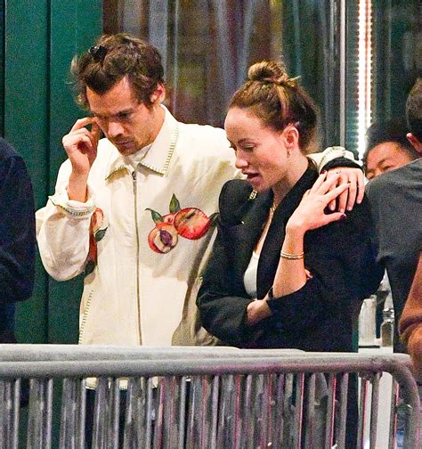 Harry Styles And Olivia Wilde Pack On The Pda In Nyc