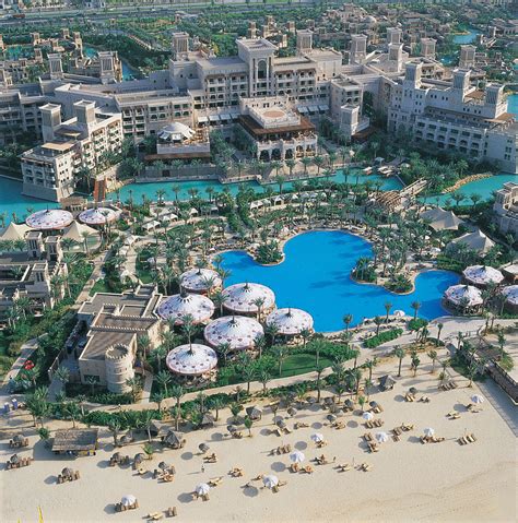 Al Qasr Hotel Madinat Jumeirah Luxury 5 Star Hotel In