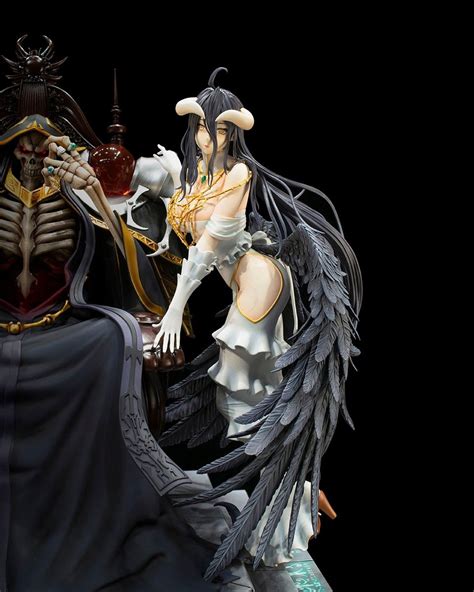 se anuncia impresionante y costosa estatua de albedo and ainz ooal gown de overlord