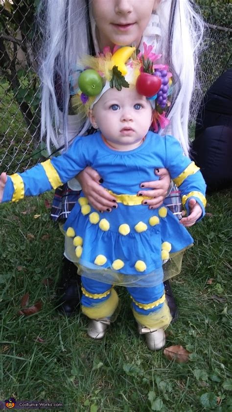Chiquita Banana Baby Costume Photo 33