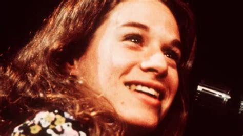 The Untold Truth Of Carole King Youtube