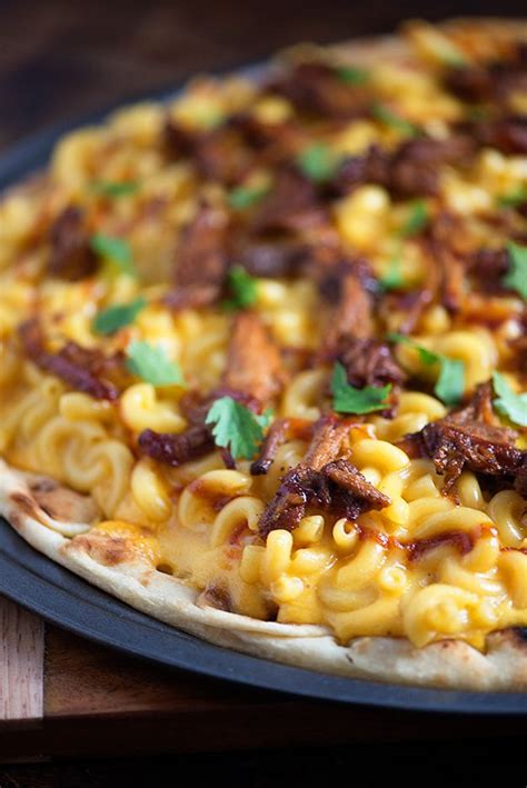 Pulled Pork Mac And Cheese Pizza Recipe Pulled Pork Easy Steak
