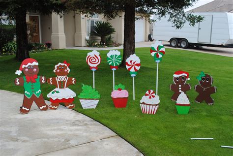 This link gives instructions (with pictures). Gingerbread - R&B Yard Art and Holiday Decorations