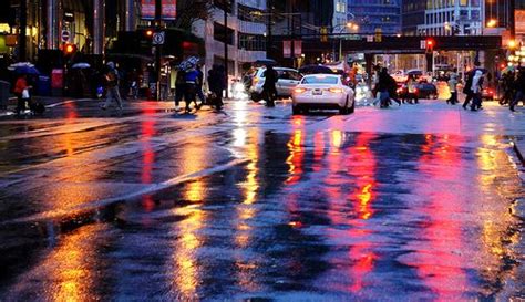 Wallpaper Rain The Lights The Bustling Traffic City Wallpapers City