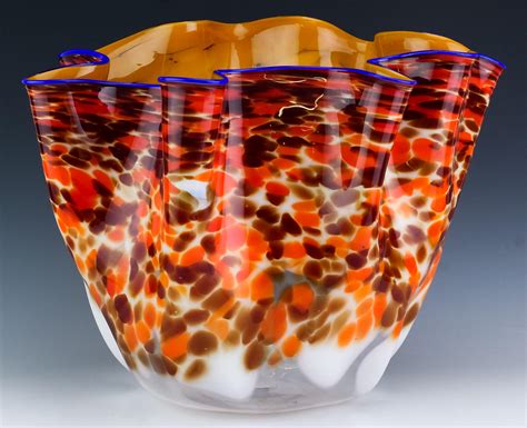Sold Price Dale Chihuly Seaform Art Glass 18 Vase Vessel 84