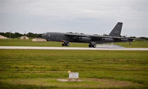 Radar Navigator Reaches 9000 Flying Hours In The B 52 307th Bomb Wing Article Display