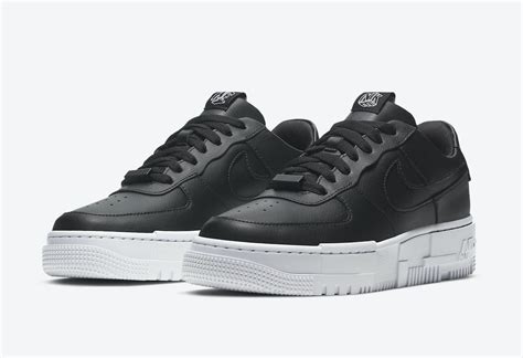 Complete with new pixelated swoosh branding by the heel and tongue, the air force 1 pixel offers next generation style. Nike Air Force 1 Pixel Surfaces in Black and White | The ...