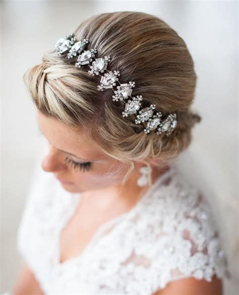 Its All In The Details And We Are Loving This Sparkly Headpiece