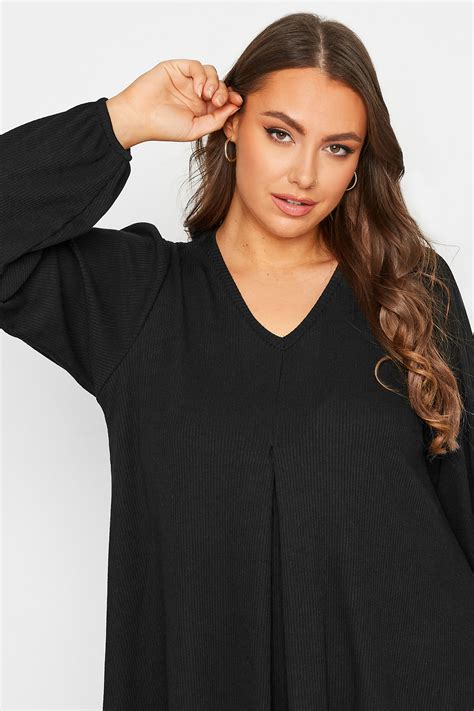 Curve Black Long Sleeve Pleat Swing Top Yours Clothing