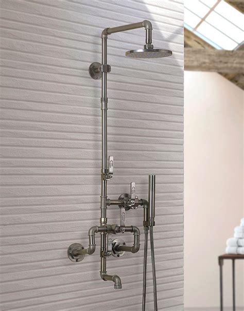 Types Of Shower Heads For Your Master Bathroom Shower Plumbing