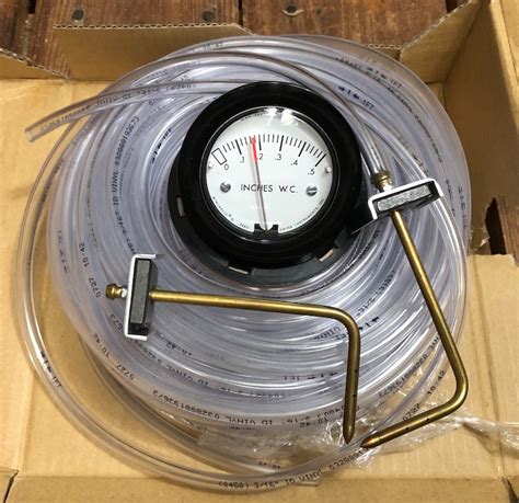 Dwyer Minihelic Pressure Gauge With Static Pressure Probes And Vinyl