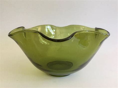 Fluted Green Glass Bowl Vintage Holiday Serving Bowl Indiana Glass