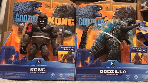 This toy is not suitable for ages under 3 years. Battle Axe Kong and Atomic Breath Godzilla Figures ...