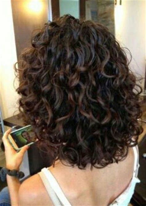 Short Curly Thick Hairstyles Trend In 2019 Thick Hair Styles Medium