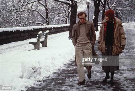 Woody Allen Mia Farrow Photos And Premium High Res Pictures Getty Images