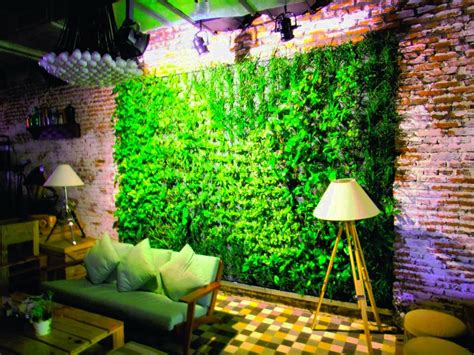 Jika lubang kebocoran hanya sedikit maka anda dapat menambal sambungan pipa yang bocor. Desain Taman Vertikal di Tembok Rumah : Rumah Pantura