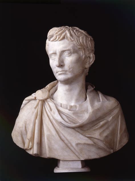 A Look At Emperor Augustus And Roman Classical Style The New York Times