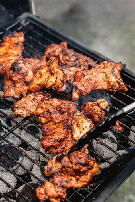 Boneless, skinless thighs cook quickly. Grilled Boneless Chicken Thighs | Boneless chicken thighs, Grilled chicken thighs, Chicken thigh ...