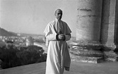A deep dive into the secret archives of Pope Pius XII | America Magazine