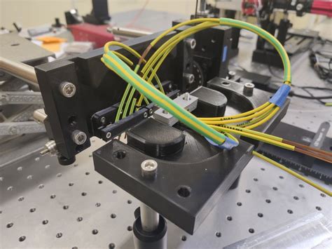 A Routing Of Object And Sky Fibres Inside The 3d Printed Polishing