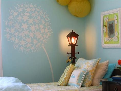 Butterfly decals are super cute for a little girl's bedroom. Artistically Stenciled Kids' Room Walls | KidSpace Interiors