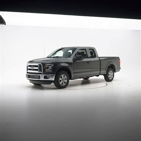 IIHS Large Pickup Truck Safety Test Results