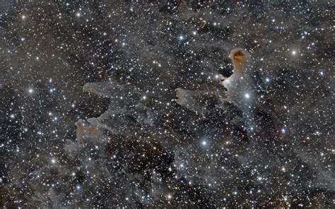 Vdb141 The Ghost Nebula Crop Imaging Deep Sky Stargazers Lounge