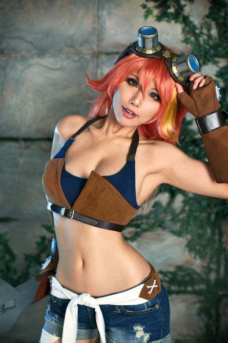 Gorgeous Girls Who Are Doing Cosplay Properly 18 Pics