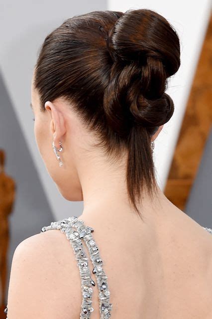 The Best Beauty Looks At The Oscars Oscar Hairstyles Oscars Beauty