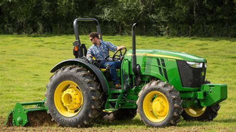 John Deere Announces Changes To 5m Utility Tractors Growing Produce