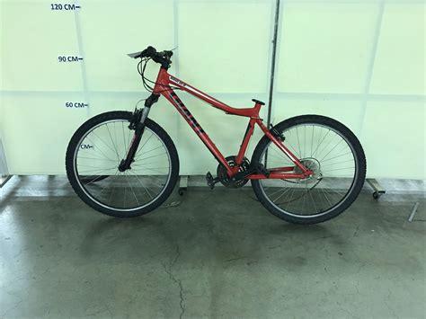 Red Giant Boulder 24 Speed Mountain Bike No Seat Able Auctions