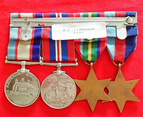 Ww2 Royal Australian Air Force Group Of 4 Medals Warrant Officer
